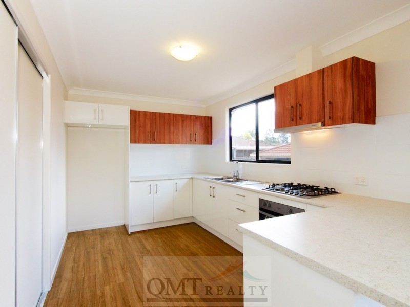62-62A Aquarius Drive, Kingston QLD 4114