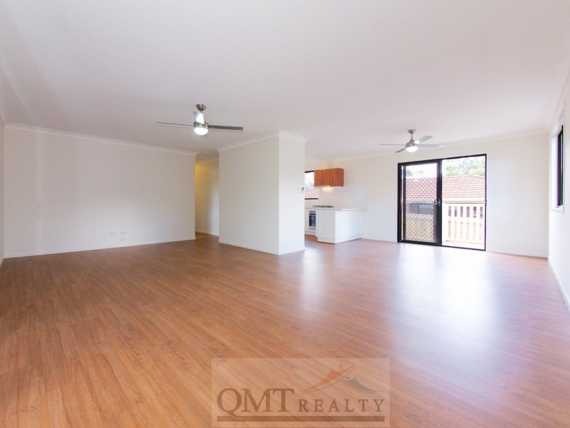 62-62A Aquarius Drive, Kingston QLD 4114