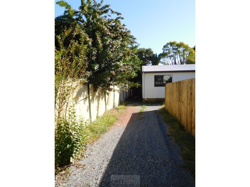 62-62A Aquarius Drive, Kingston QLD 4114