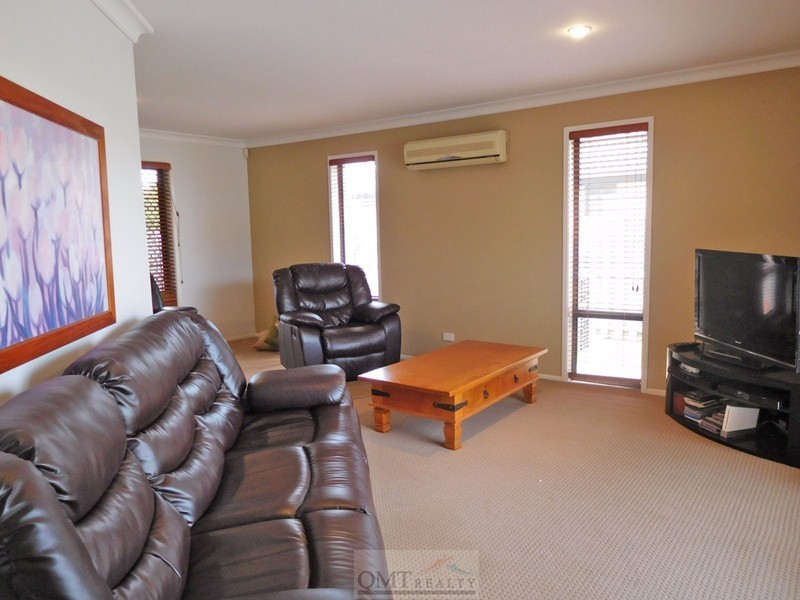 6 Brookfield Court, Parkinson QLD 4115