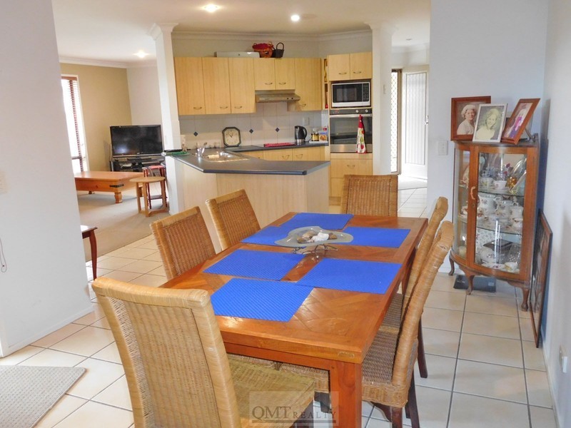 6 Brookfield Court, Parkinson QLD 4115