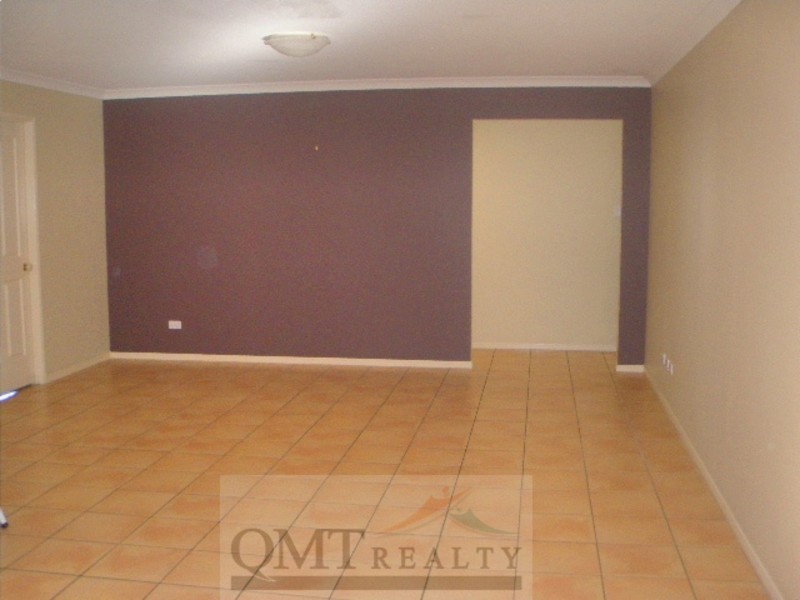 40 Clifton Place, Parkinson QLD 4115