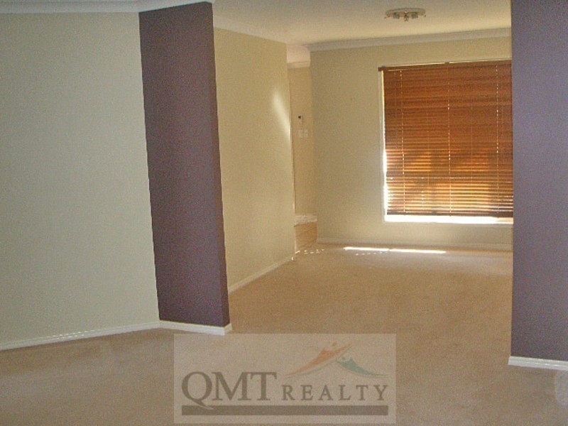 40 Clifton Place, Parkinson QLD 4115