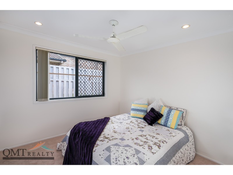 8 Mapelton Circuit, Parkinson QLD 4115