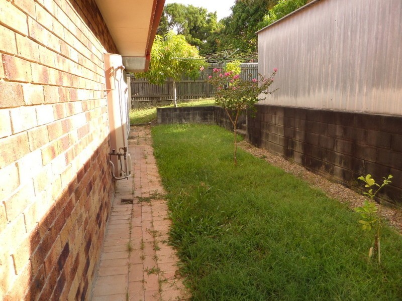 205 Waller Road, Regents Park QLD 4118