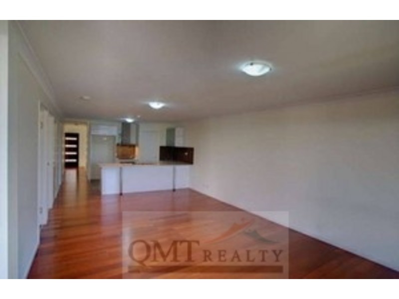 1/5 Lagoona Court, Churchill QLD 4305