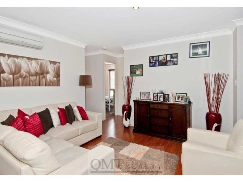 11 Spring Street, Jimboomba QLD 4280