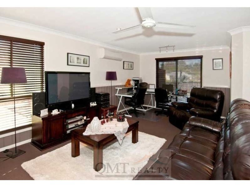 11 Spring Street, Jimboomba QLD 4280
