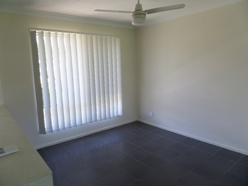 100 High Street, Blackstone QLD 4304