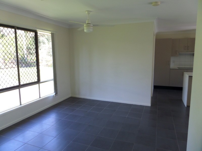 100 High Street, Blackstone QLD 4304