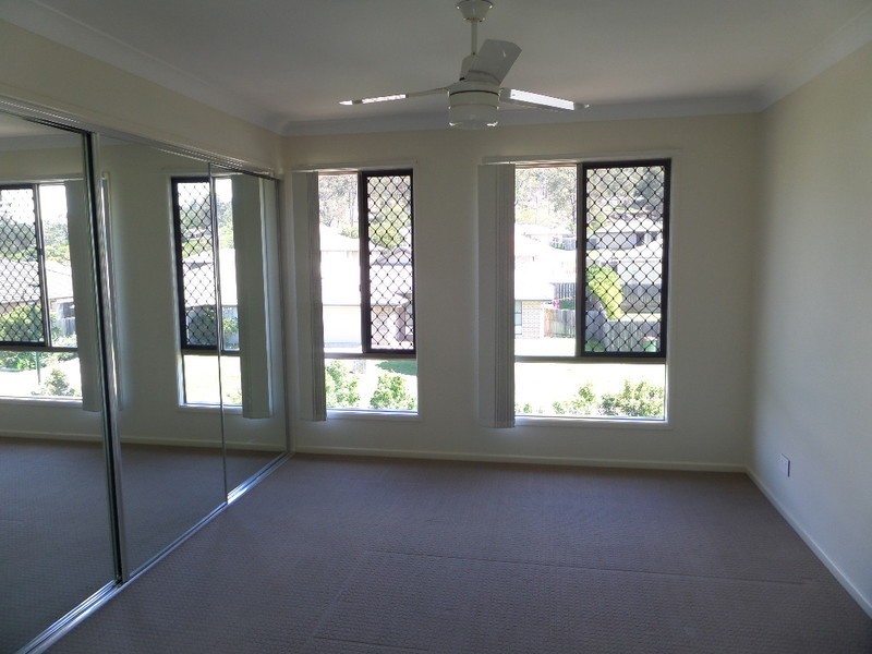 100 High Street, Blackstone QLD 4304