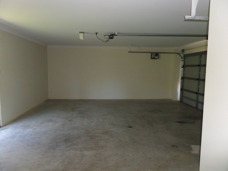 100 High Street, Blackstone QLD 4304