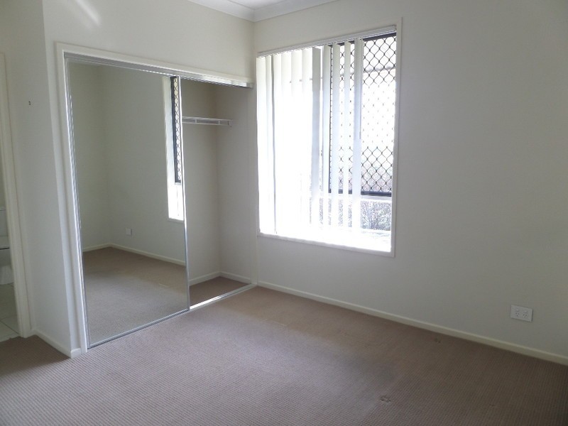 17 Iris Court, Yamanto QLD 4305