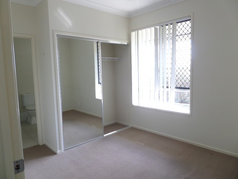 17 Iris Court, Yamanto QLD 4305