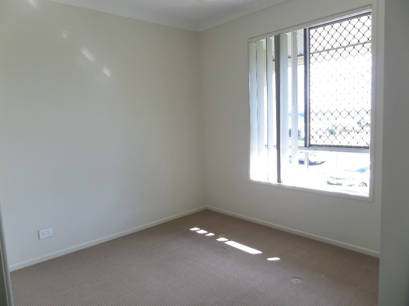 17 Iris Court, Yamanto QLD 4305