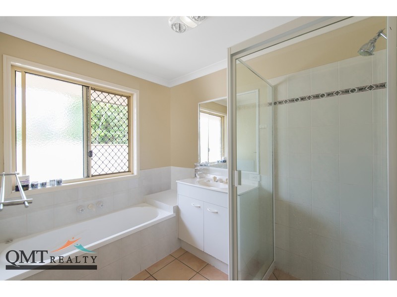 40 Clifton Place, Parkinson QLD 4115