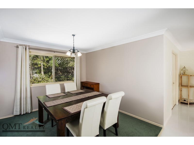 15 Abelia Close, Calamvale QLD 4116