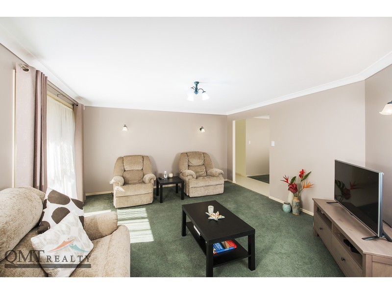 15 Abelia Close, Calamvale QLD 4116