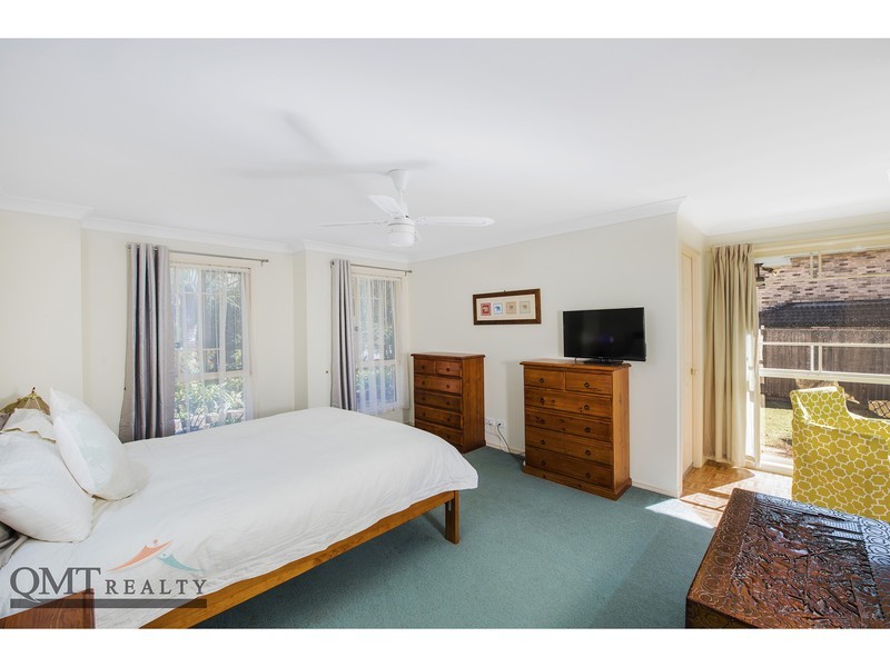 15 Abelia Close, Calamvale QLD 4116