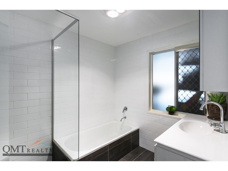 5 Acacia Street, Browns Plains QLD 4118