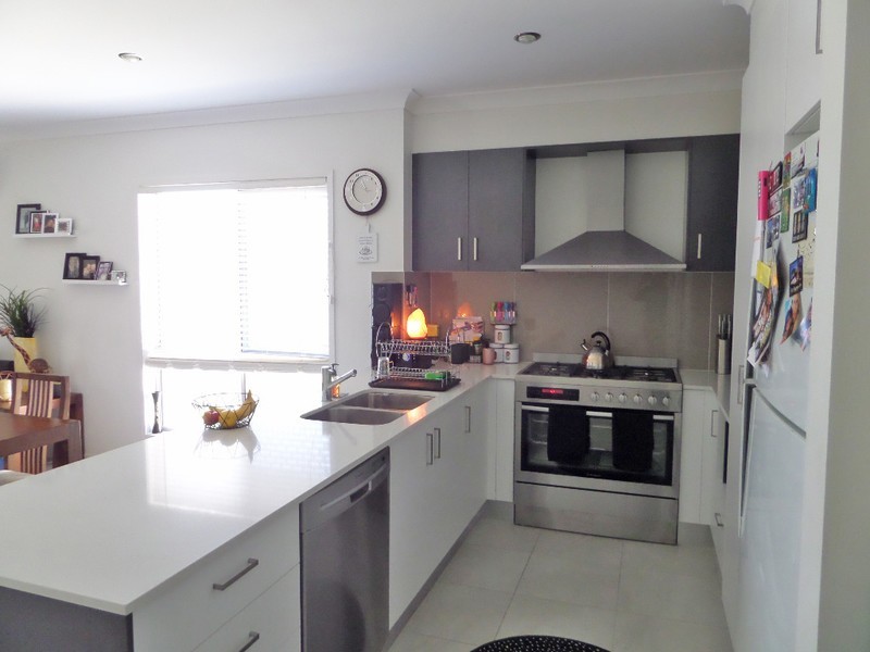 15 Bailey Street, Yarrabilba QLD 4207