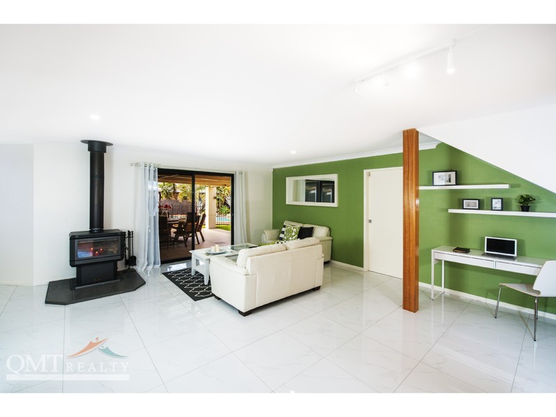 36 Wallum Drive, Parkinson QLD 4115