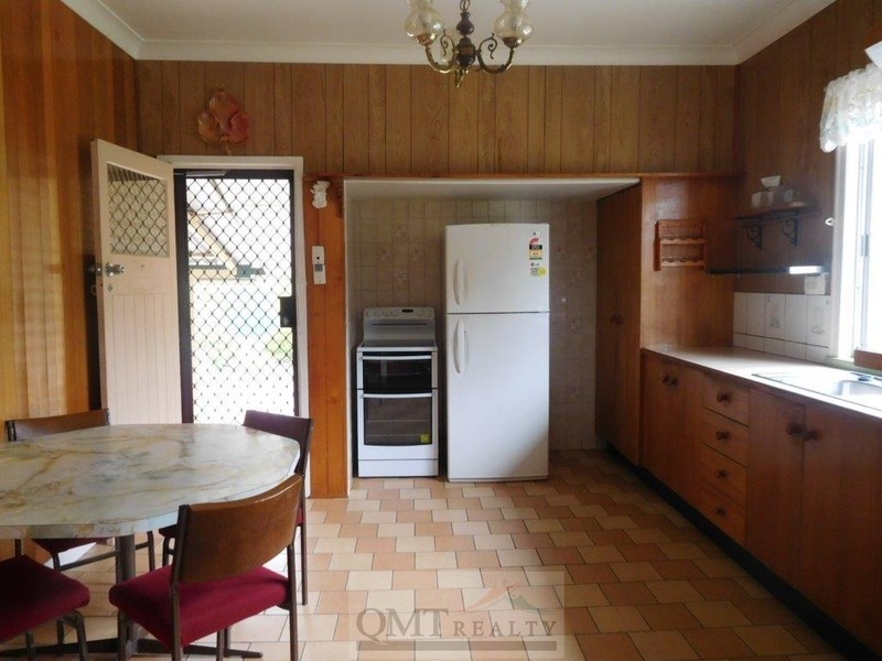 17 River Road, Dinmore QLD 4303