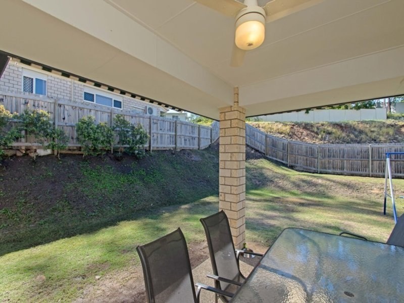 12 Bowen Place, Blackstone QLD 4304