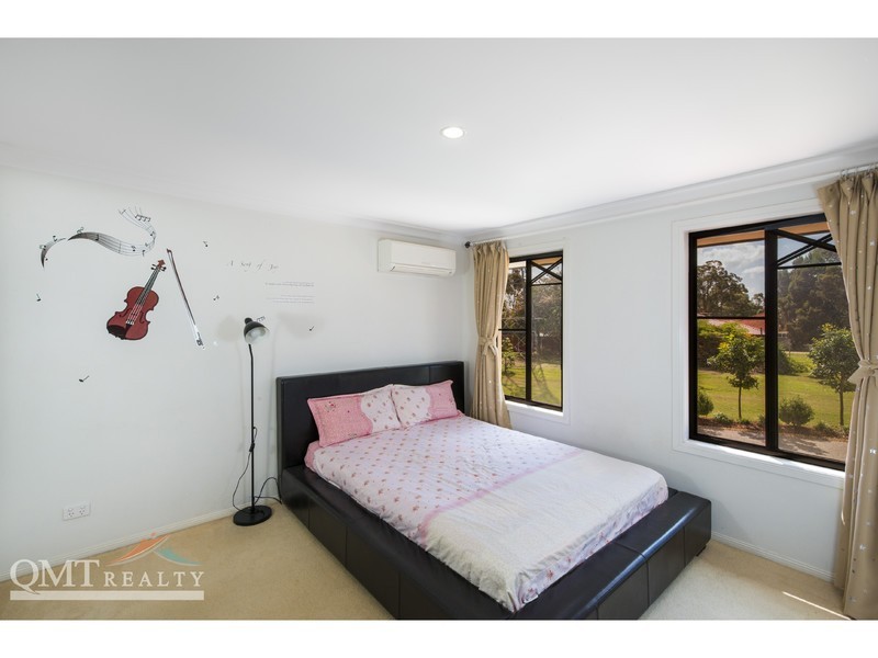 16 Tuckeroo Place, Sunnybank Hills QLD 4109
