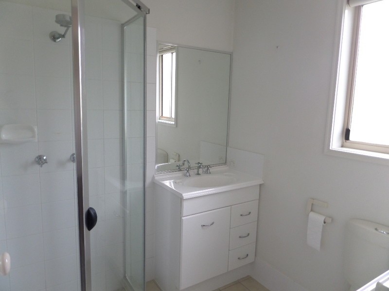 47 Palm Avenue, Holland Park West QLD 4121