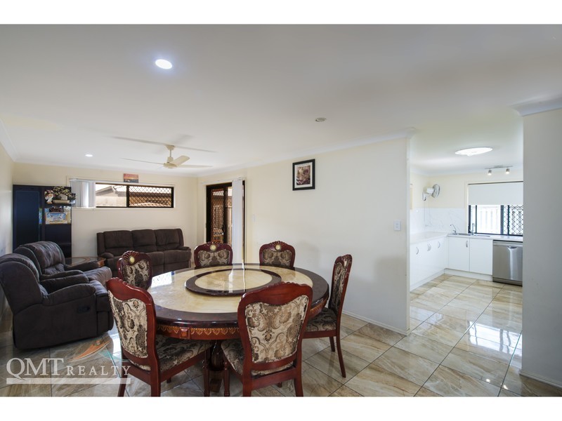 3 Naracoorte Place, Parkinson QLD 4115