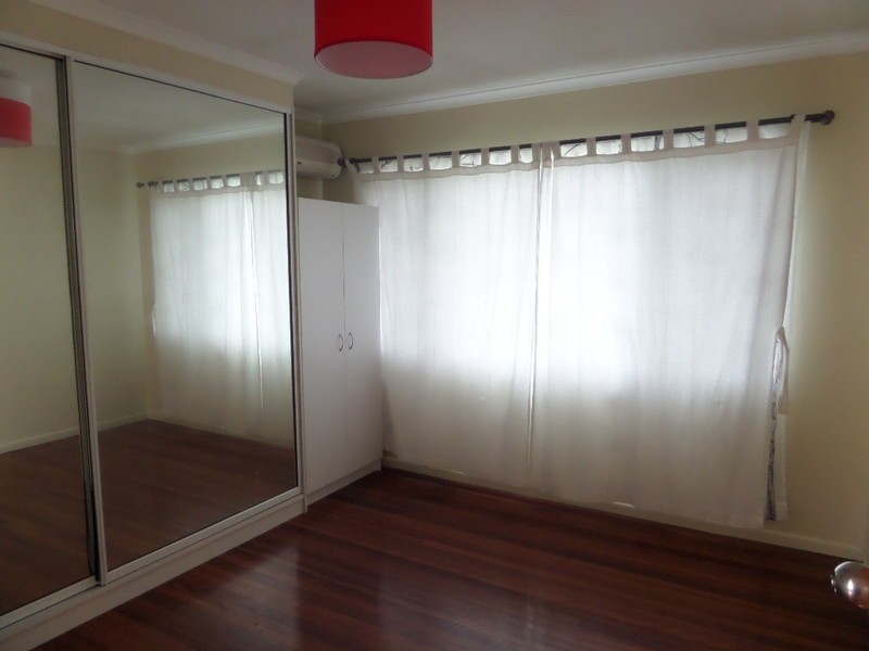 30 Hope Street, Kingston QLD 4114