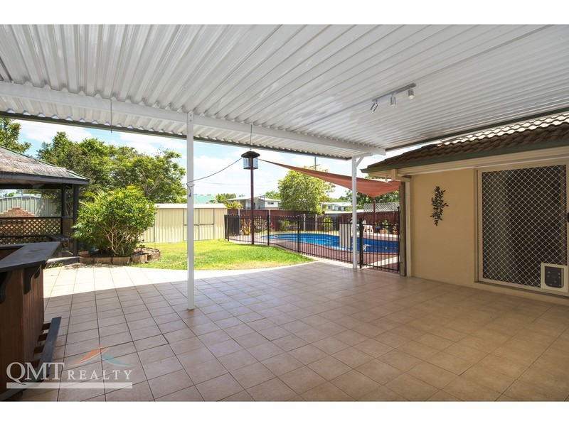 27 Macknish Crescent, Coopers Plains QLD 4108