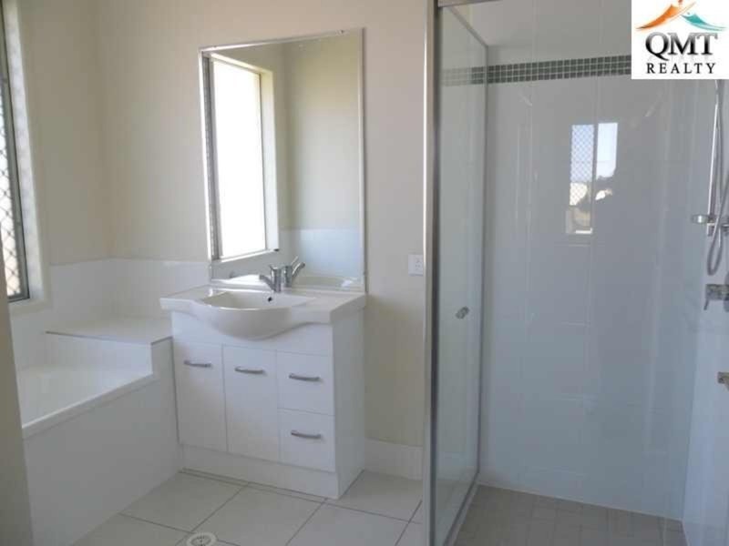 12 Iris Court, Yamanto QLD 4305