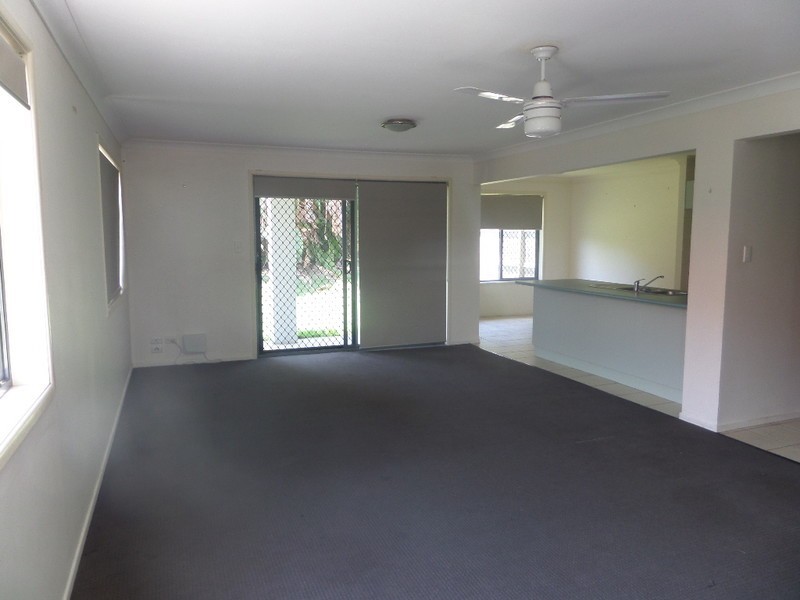 23 Maryland Place, Parkinson QLD 4115