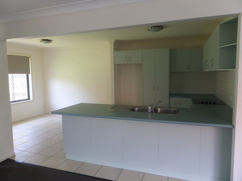 23 Maryland Place, Parkinson QLD 4115