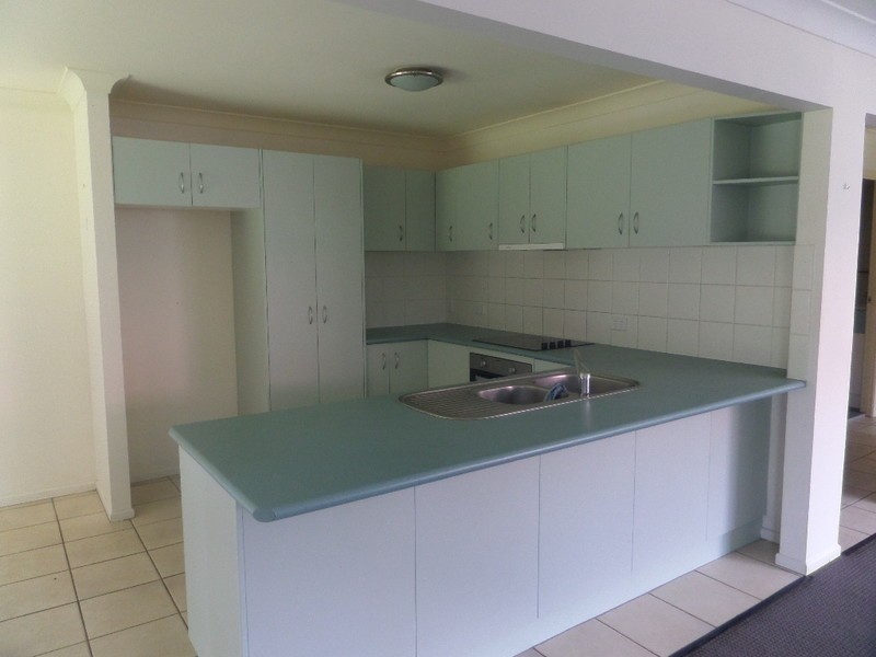 23 Maryland Place, Parkinson QLD 4115