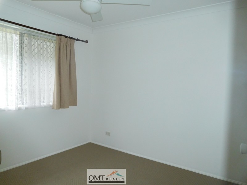 9 Hattah Place, Parkinson QLD 4115