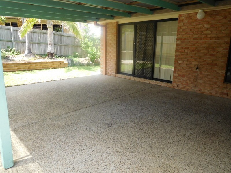 11 Clifton Place, Parkinson QLD 4115