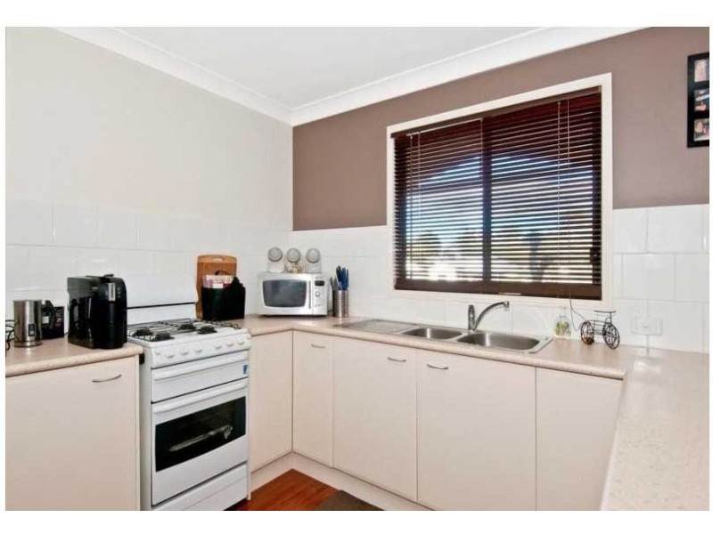 11 Spring Street, Jimboomba QLD 4280