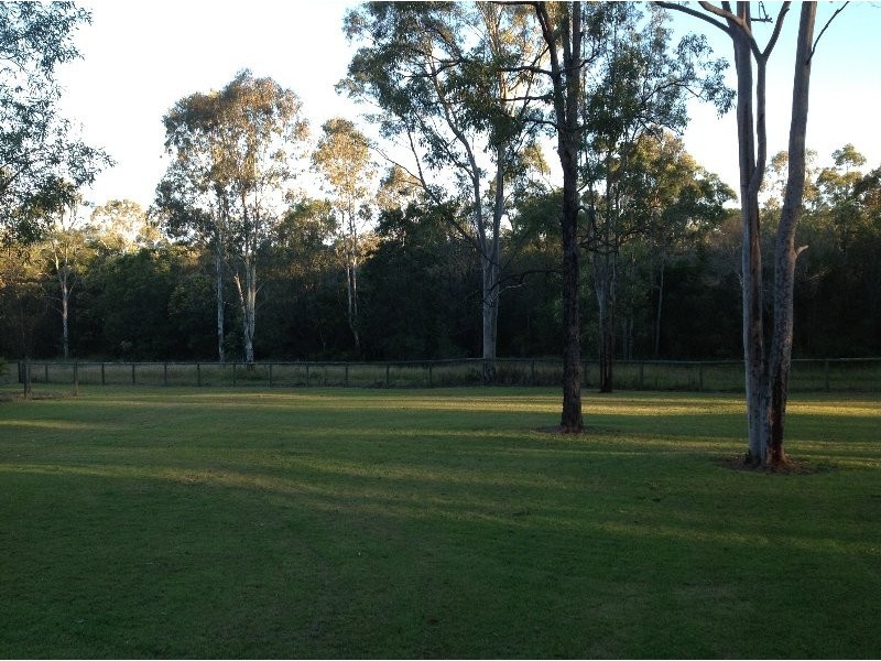 18 Wallaby Way, New Beith QLD 4124