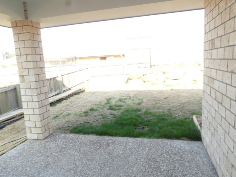 42A Cheihk Cresc, Collingwood Park QLD 4301