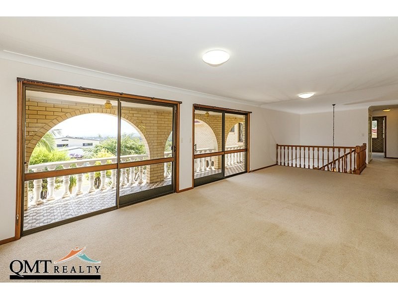 2 Reculver Street, Robertson QLD 4109