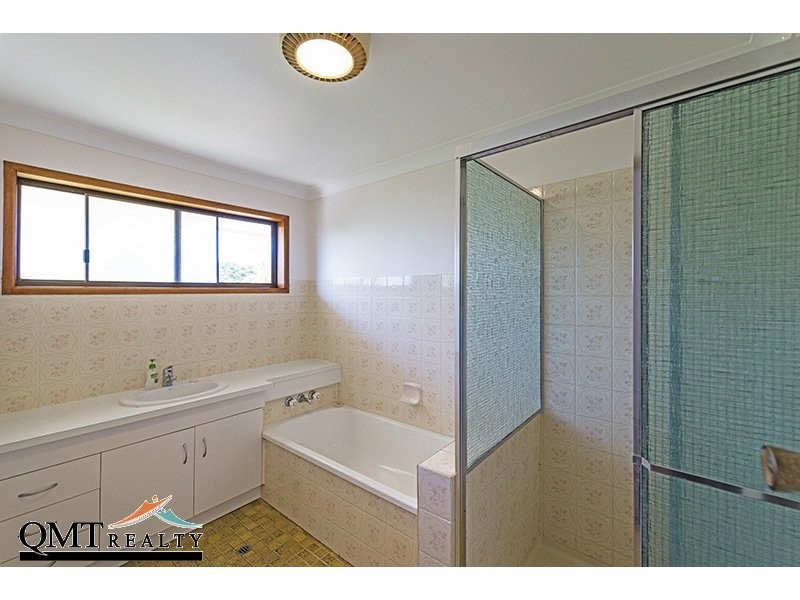 2 Reculver Street, Robertson QLD 4109