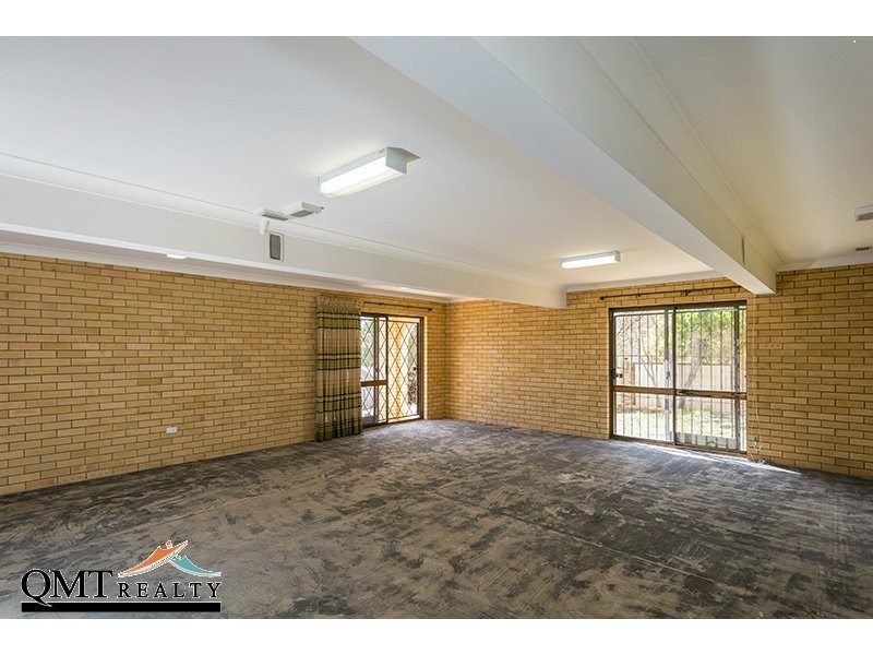 2 Reculver Street, Robertson QLD 4109