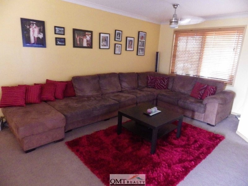 27 Macknish Crescent, Coopers Plains QLD 4108