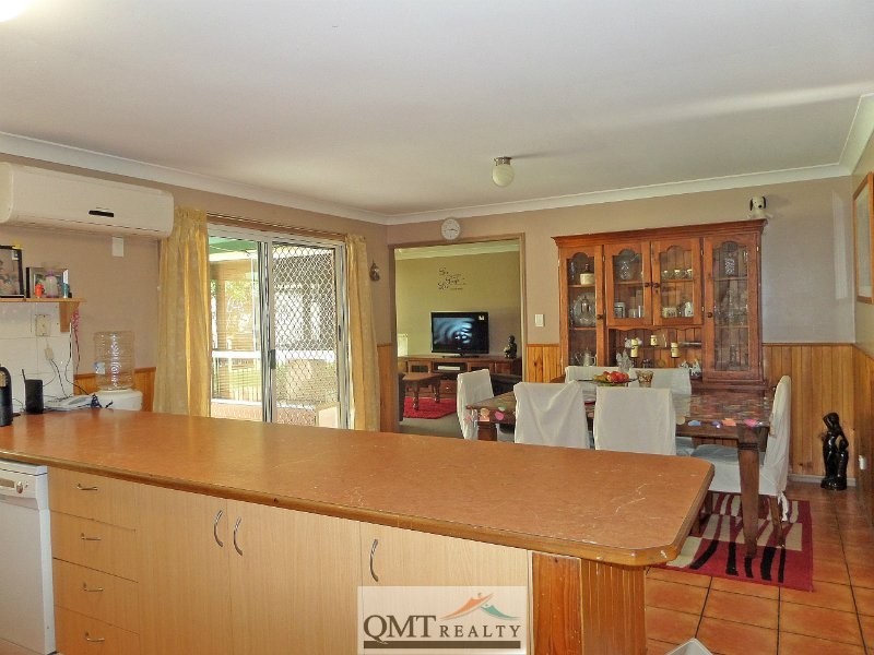 17 Pinnacle Close, Regents Park QLD 4118