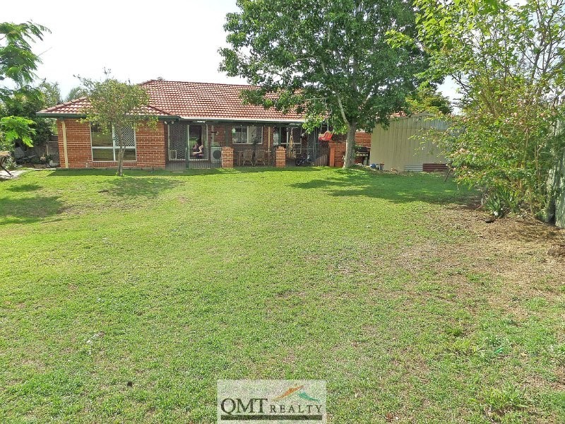 17 Pinnacle Close, Regents Park QLD 4118