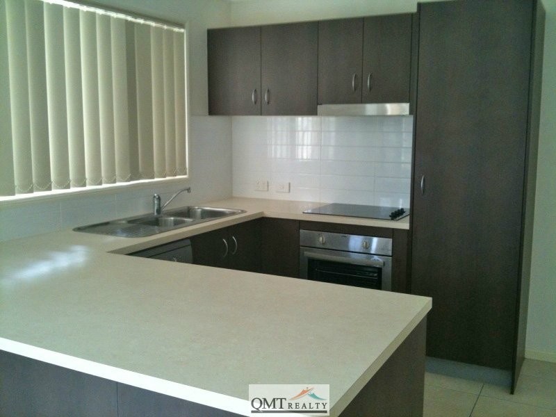 14 Heit Court, North Booval QLD 4304