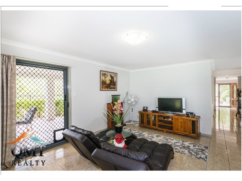 24 Bournda Close, Parkinson QLD 4115